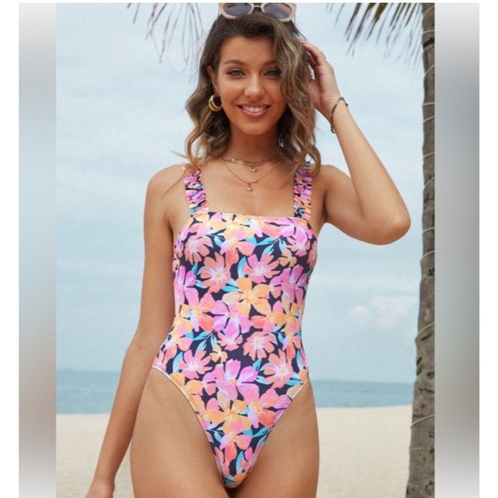 Cupshe Swimsuit Saint Tropez Square Neck One Piece Floral Ruffle Large L Cheeky